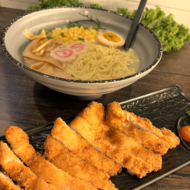 Delicious Ramen and Noodle Bowls